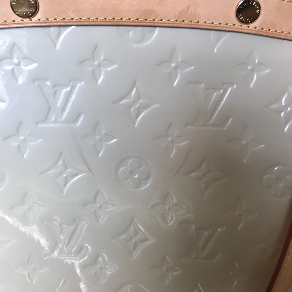 Louis Vuitton Brea Blanc Corail Monogram Vernis